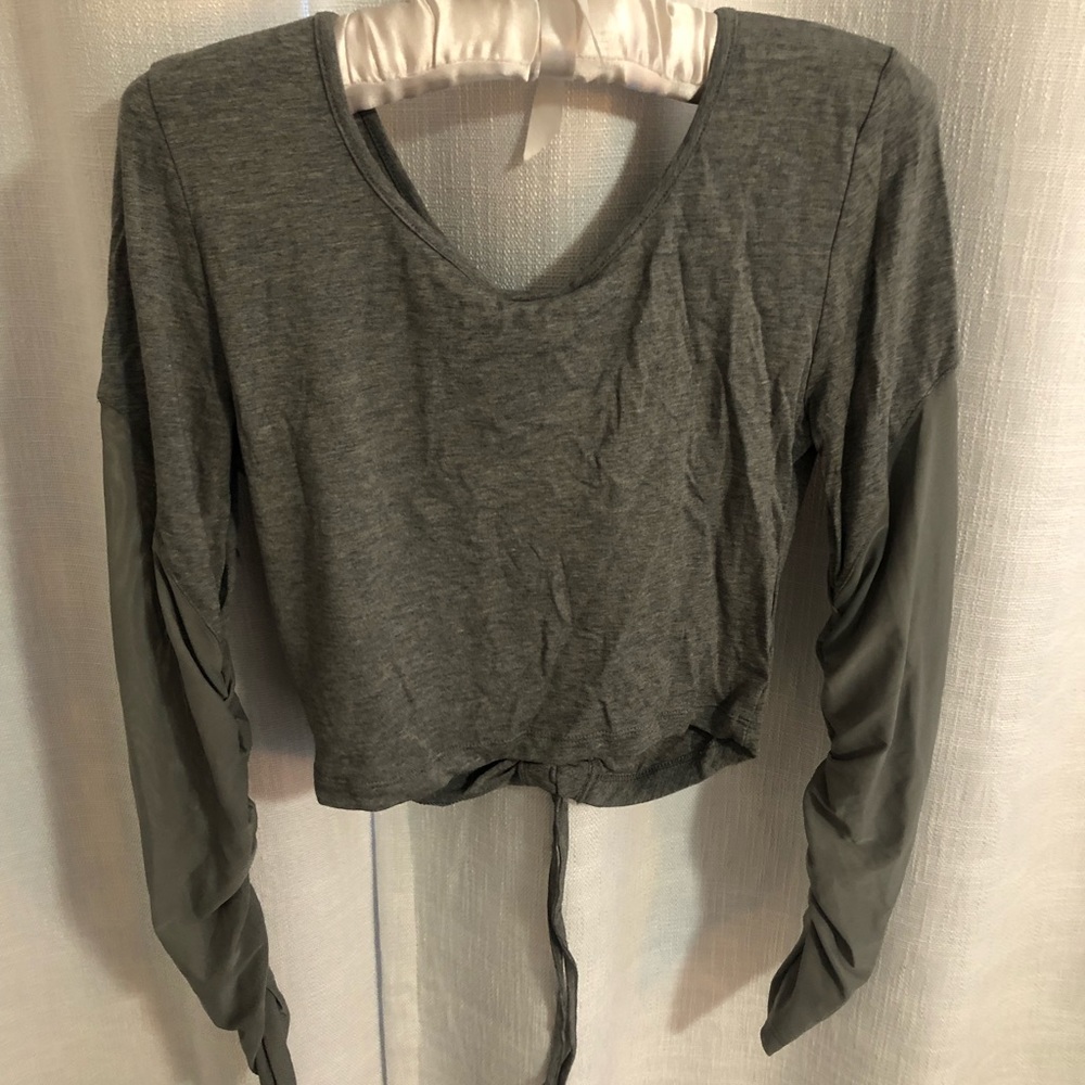 Engineered Life Top - Picture 4 of 7